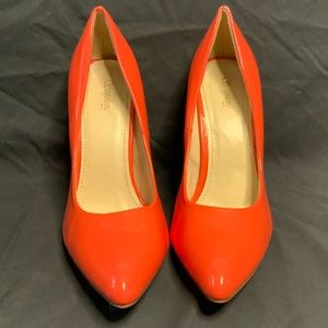 Segolene Paris pointed toe pump